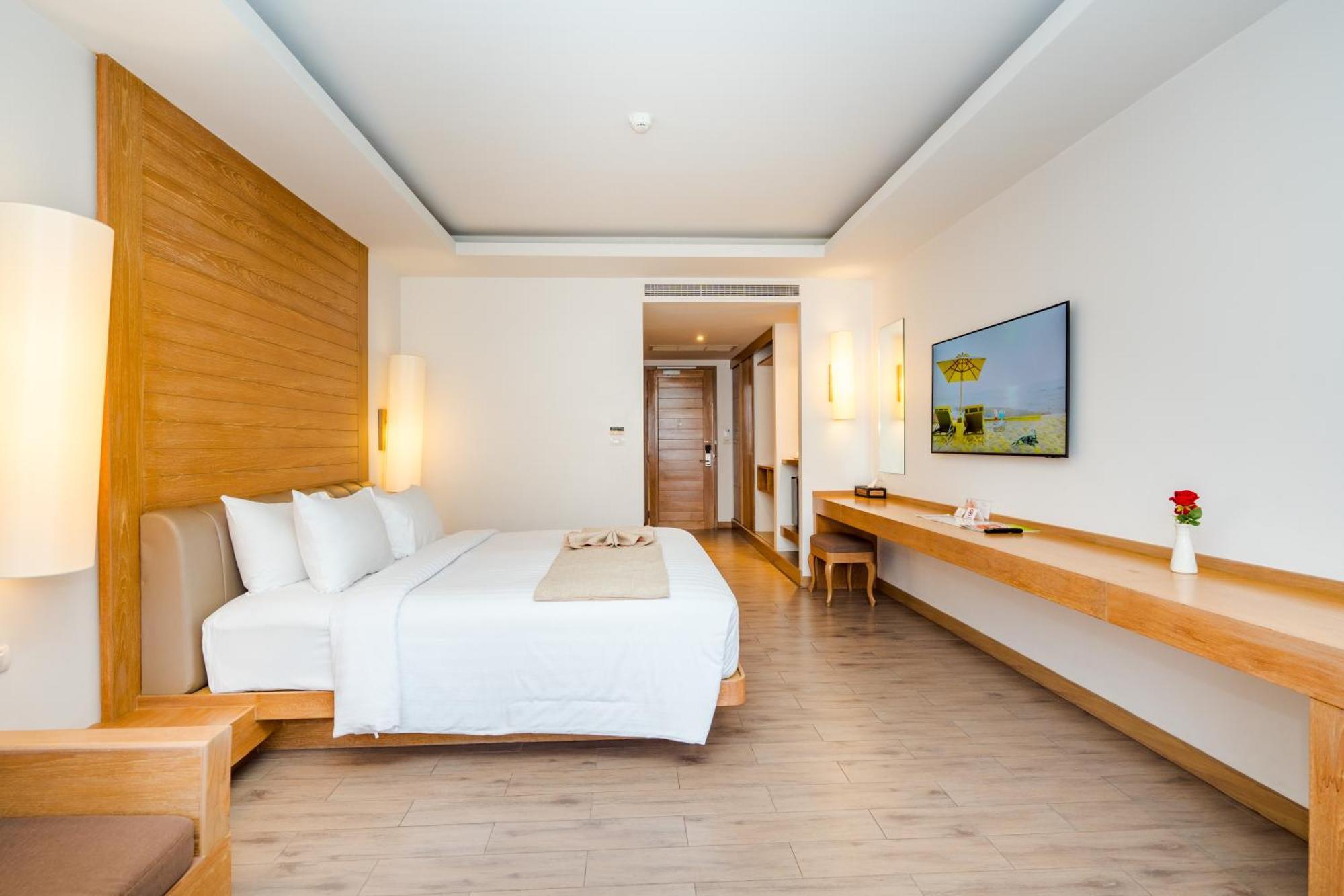 Ayrest Hua Hin Hotel Exterior foto